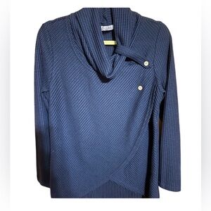 Drape front sweater by Kilig. L/XL  230W